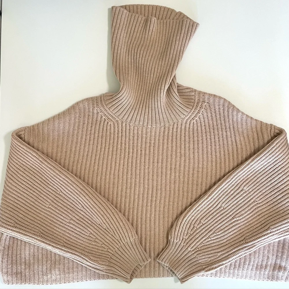 Aritzia Babaton Guell Funnel Neck Sweater Merino Wool Slouchy Turtleneck Camel L